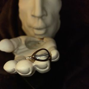 Teardrop ring